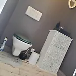 Au Petit Bonheur *