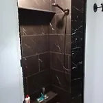 Au Petit Bonheur Pansiyon *